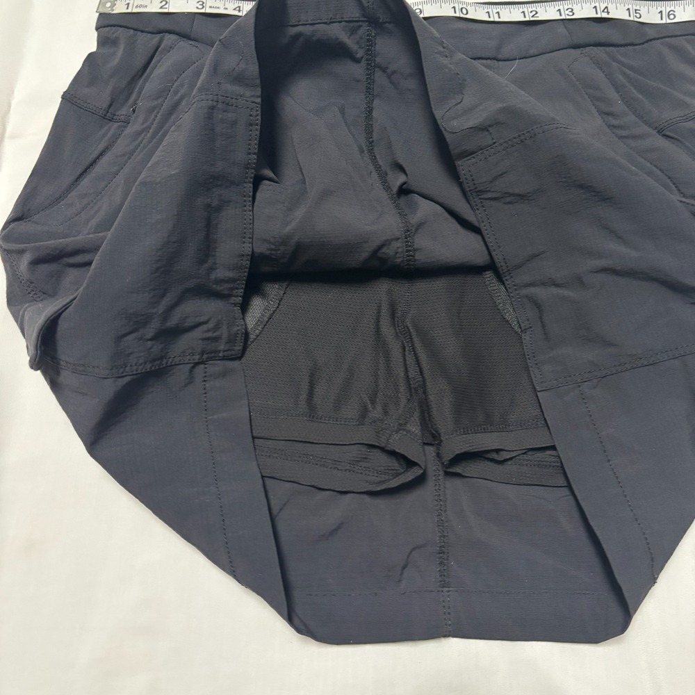 Athleta Black Cargo Skirt with Built-in Shorts Active Athleisure Size Medium - Picture 5 of 8